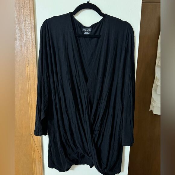 XXL City Chic vneck black blouse - Picture 1 of 2